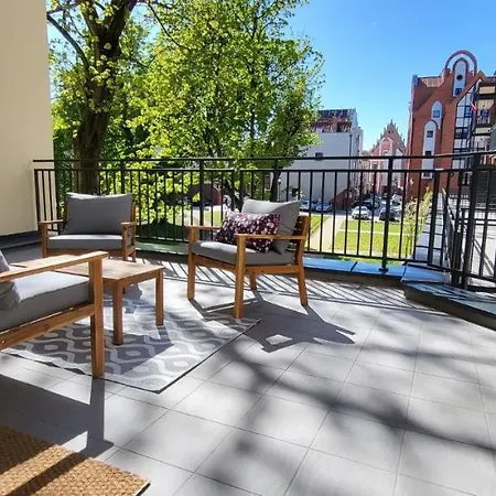 Komfortowy Przy Bramie Targowej Z Tarasem- Old Town * Эльблонг